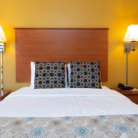 Nordic Inn And Suites-3