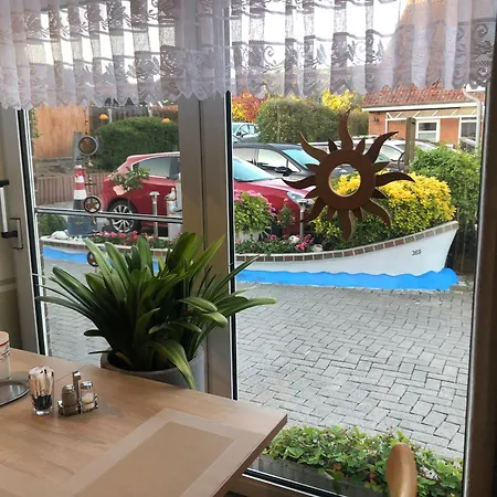 Garni Hotel-Pension Holum-2