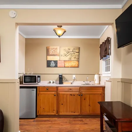 Prescott Pines Inn-3