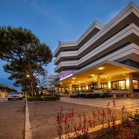 Hotel Excelsior-3