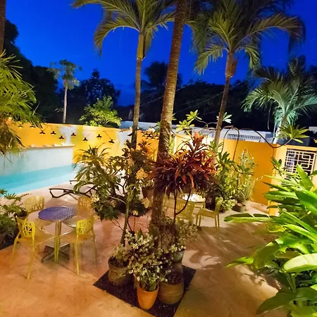 Casa De Amistad Guesthouse-3