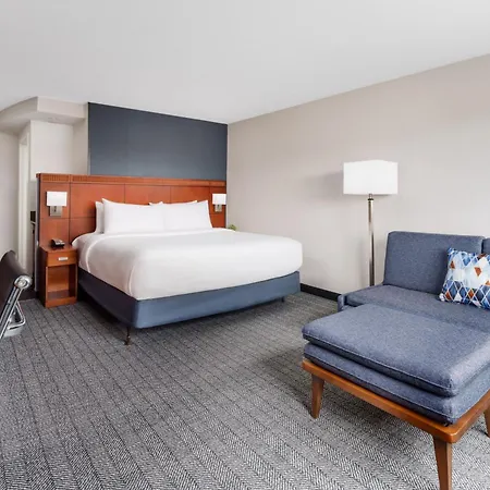 Courtyard By Marriott Manchester-Boston Regional Airport-2