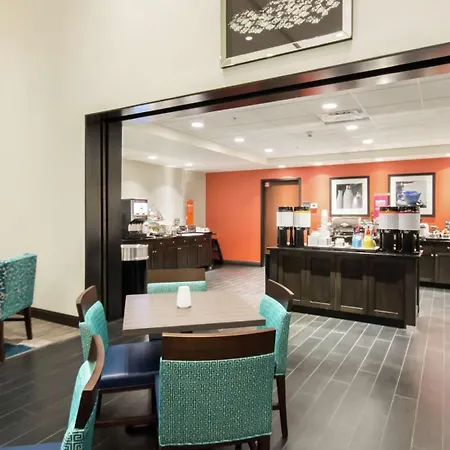 Hampton Inn & Suites Orlando Near Seaworld-3