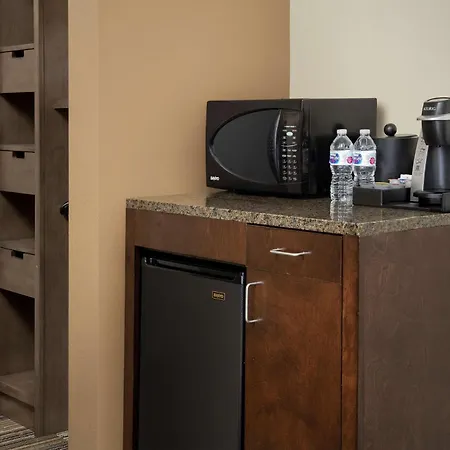 Hilton Garden Inn Charlotte/Mooresville-3