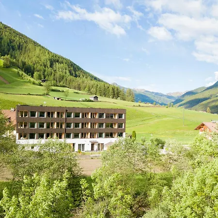 Alpine Life Hotel Anabel-2
