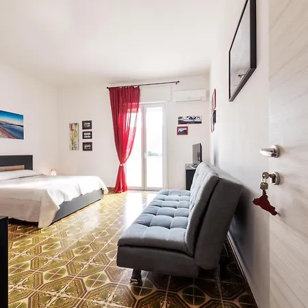 In Riva al Mare B&B-2
