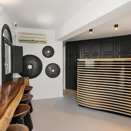 Mill Houses New Elegant Suites By Mr And Mrs White-2