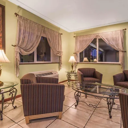 Super 8 By Wyndham Sacramento-2