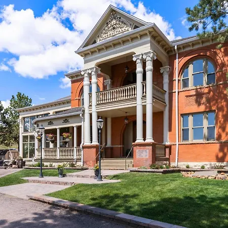 Cripple Creek Hospitality House-3