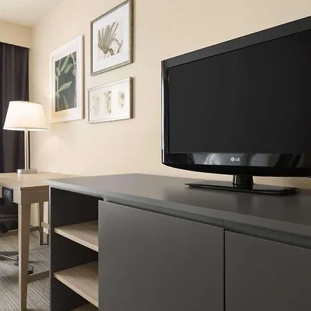 Country Inn & Suites By Radisson, Milwaukee Airport, Wi-3