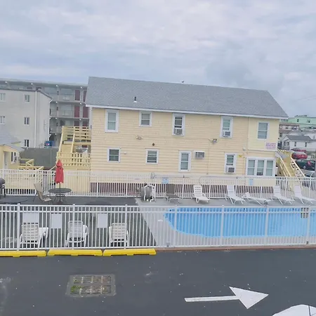 Dry Dock Motel-3