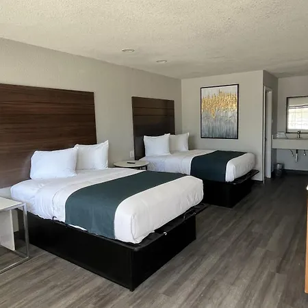 Inn Of Uvalde-3