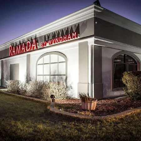 Ramada By Wyndham North Platte-2