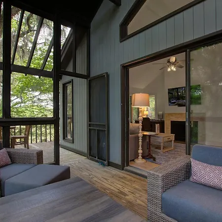 4552 Parkside Villa-3