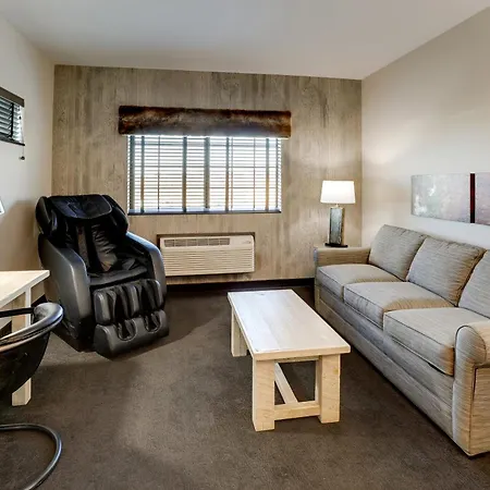 Stoney Creek Hotel Tulsa - Broken Arrow-3