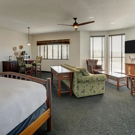 Stoney Creek Hotel Tulsa - Broken Arrow-2
