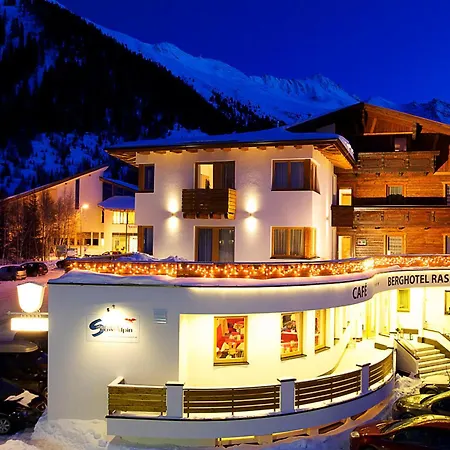 Berghotel Rasis-3