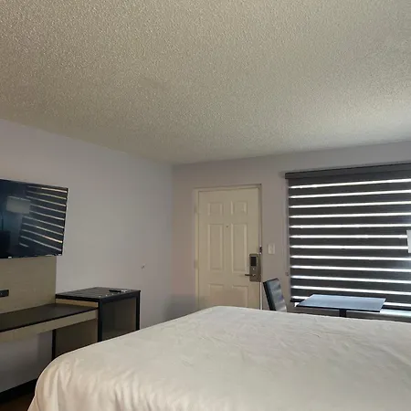Suburban Studios-2