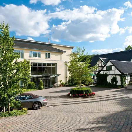 Ramada By Wyndham Duesseldorf Ratingen-3