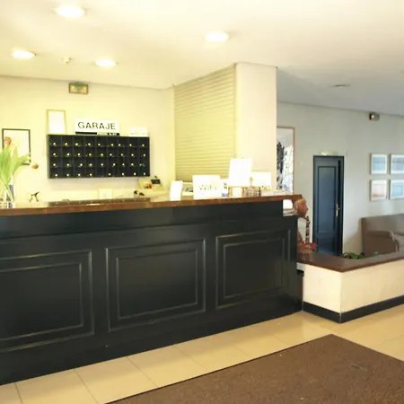 Hotel Ibiltze-3