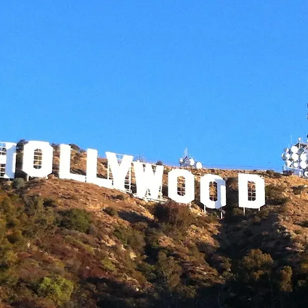 Hollywood Hotel-3
