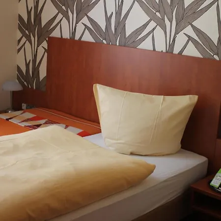 Hotel Schwarzer Adler Jever-3