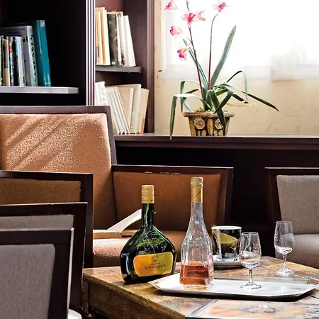 Le Parc Des Fees Hotel Retaurant & Spa-3