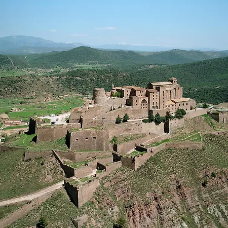 Parador De Cardona-3