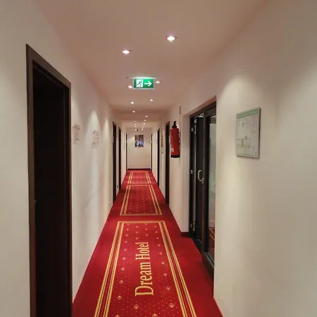 Grand Hotel Dream Main City Center-3