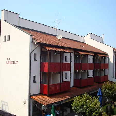 Apparthotel Minerva Diana Octavia-3
