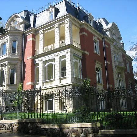 Villa Vier Jahreszeiten-3