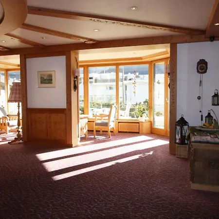Hotel Restaurant Alpina-2