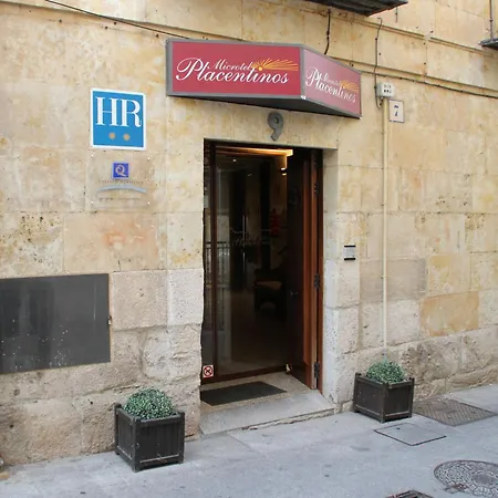 Hotel Microtel Placentinos-3