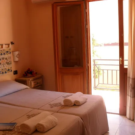 Hotel Plammas-3