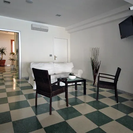 Hotel Bagni Arcobaleno-3