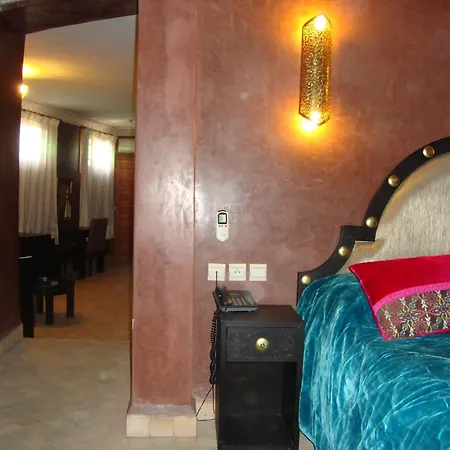 Riad Andalib-2
