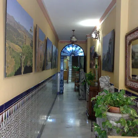 Hostal Virgen Del Rocío-2