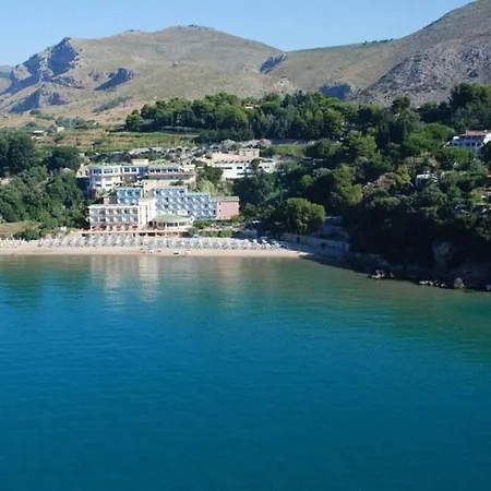 Summit Hotel-2