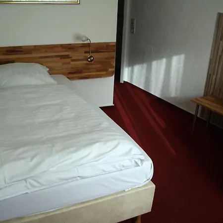 Hotel-Nachtwächter-2
