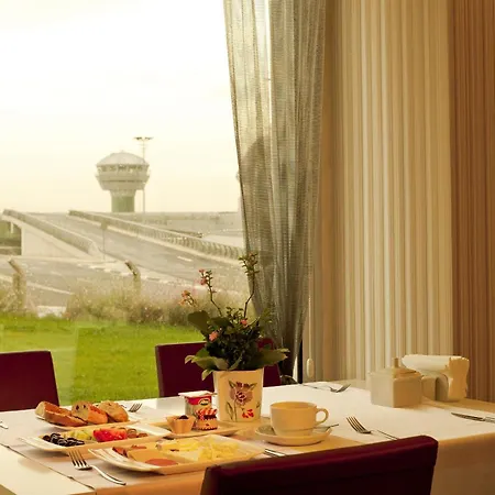 Orty Airport Hotel-3