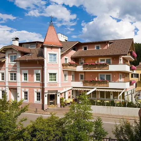 Hotel Blitzburg-2