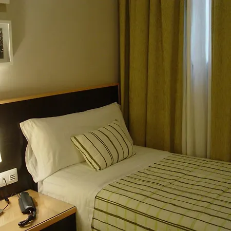 Hostal Albero By Eme Hoteles-3
