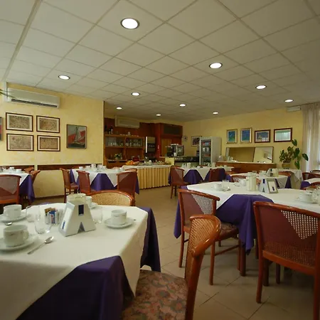 Hotel Ely-3