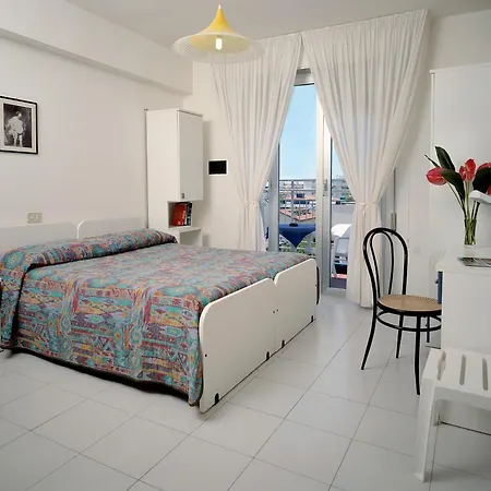 Hotel Wally-2