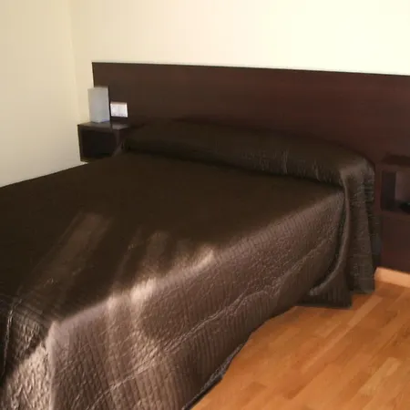 Hostal CASASNOVAS-2