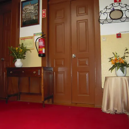 Guesthouse Lusa Atenas-3