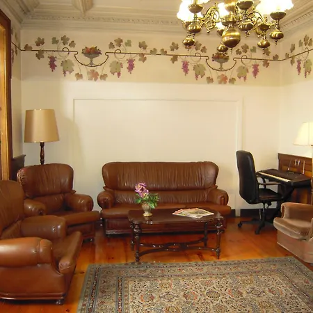 Guesthouse Lusa Atenas-2