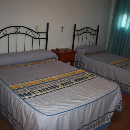 Hostal Tamarindos-3