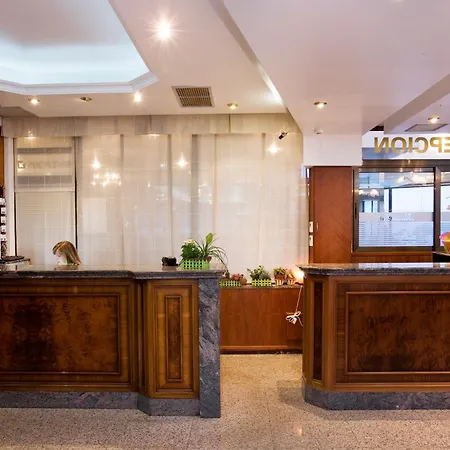 Hotel Marivella-3