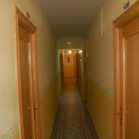Hostal Residencia Castilla-3